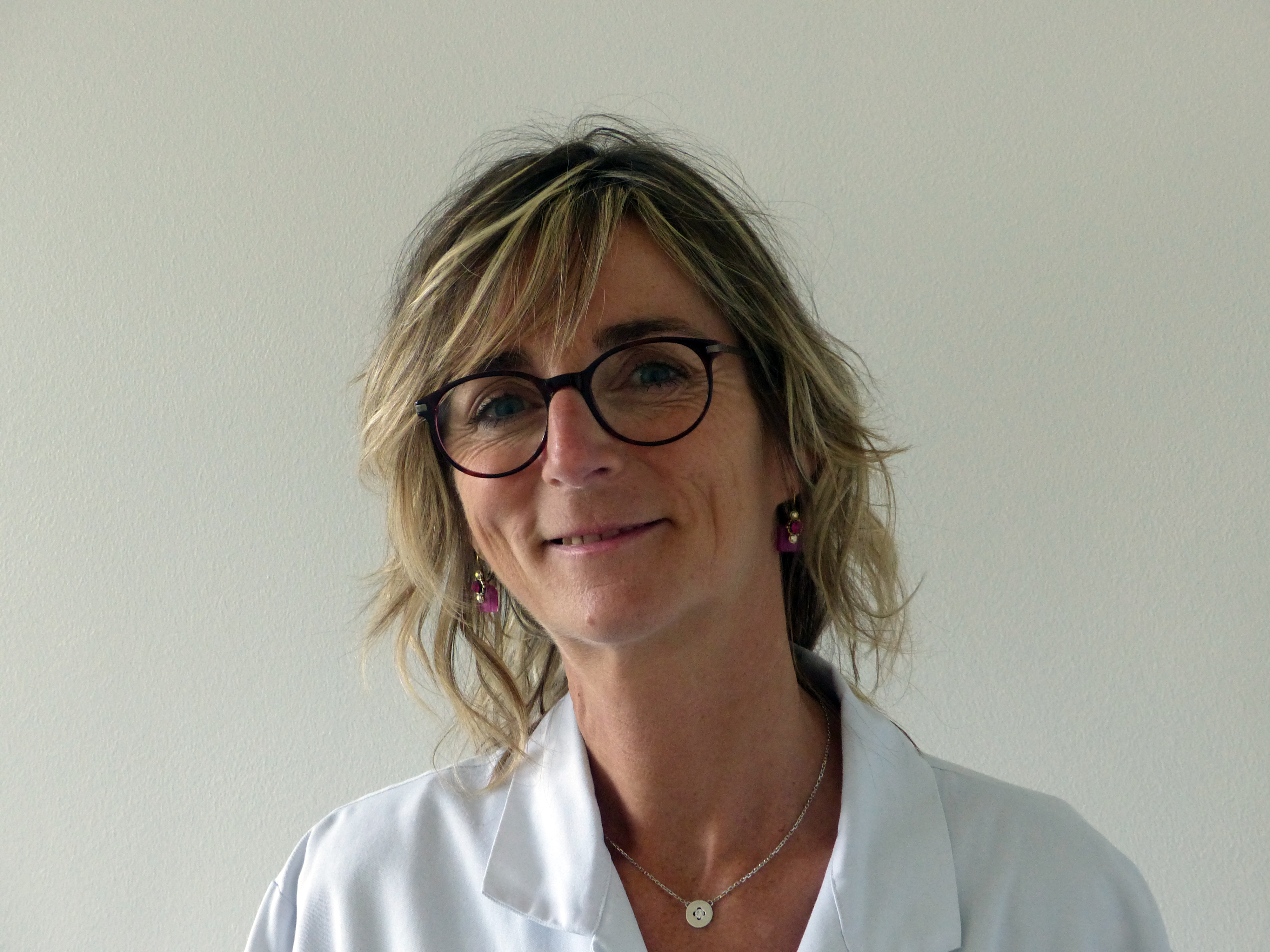 Dr. Françoise CELLARD HÔPITAUX DRÔME NORD